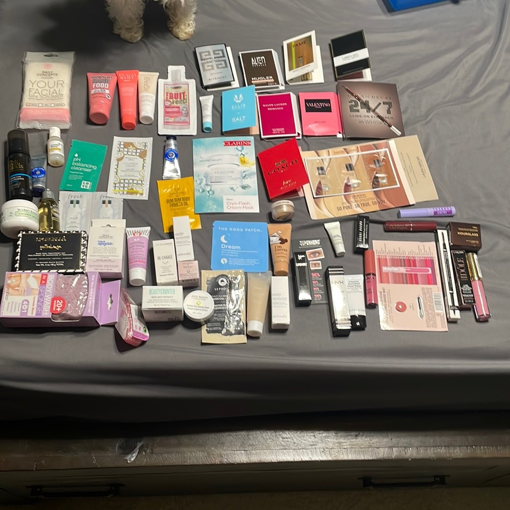 HUGE 50+ Sample lot- NYX, urban decay, perfume, makeup and body care